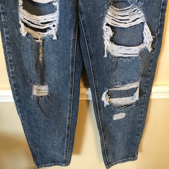 High Waist Distressed Mom Jeans With Tapered Leg - Picture 3 of 8